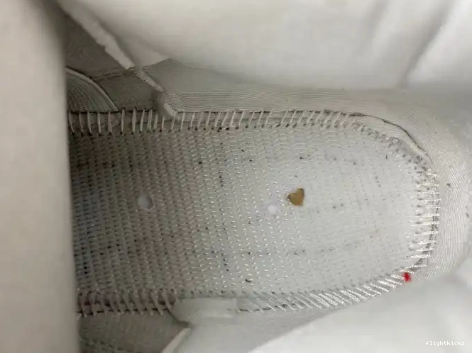 3 AJ3-770438 DJ Khaled Retro Air Grateful Jordan 0603
